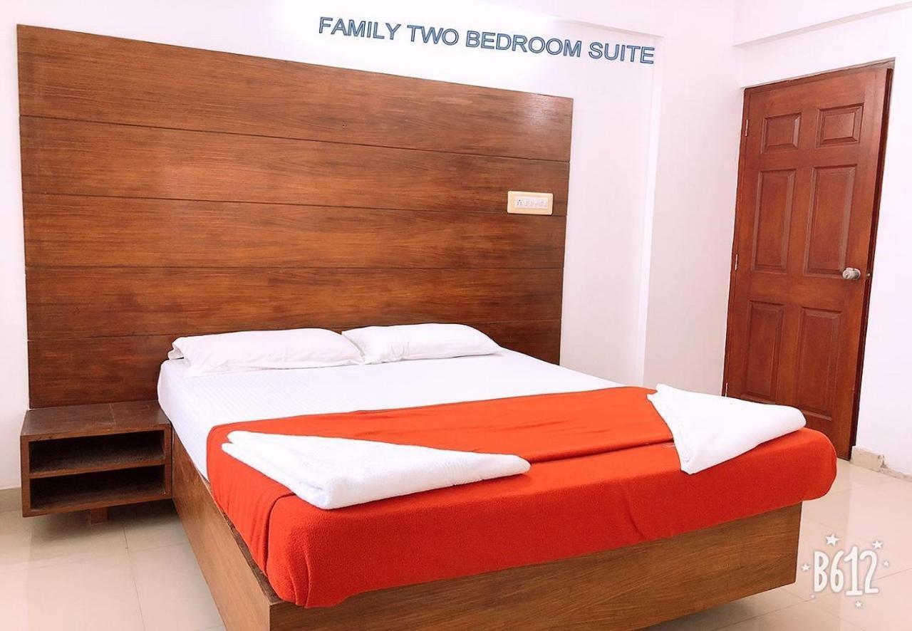 Hotel Phils' Residency & Banquets Kochi Exterior foto