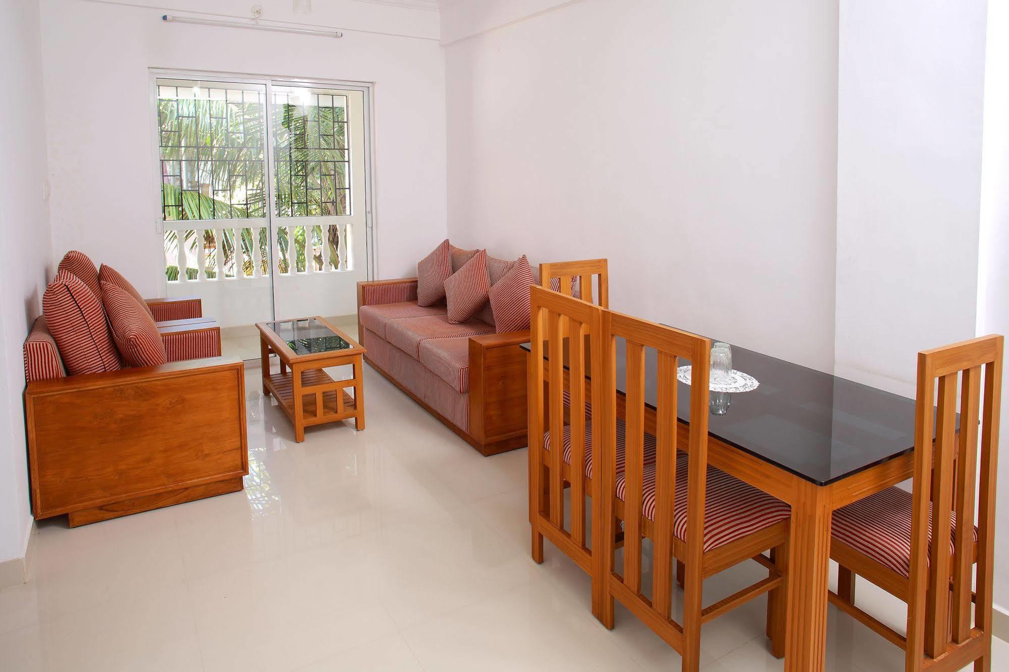 Hotel Phils' Residency & Banquets Kochi Exterior foto