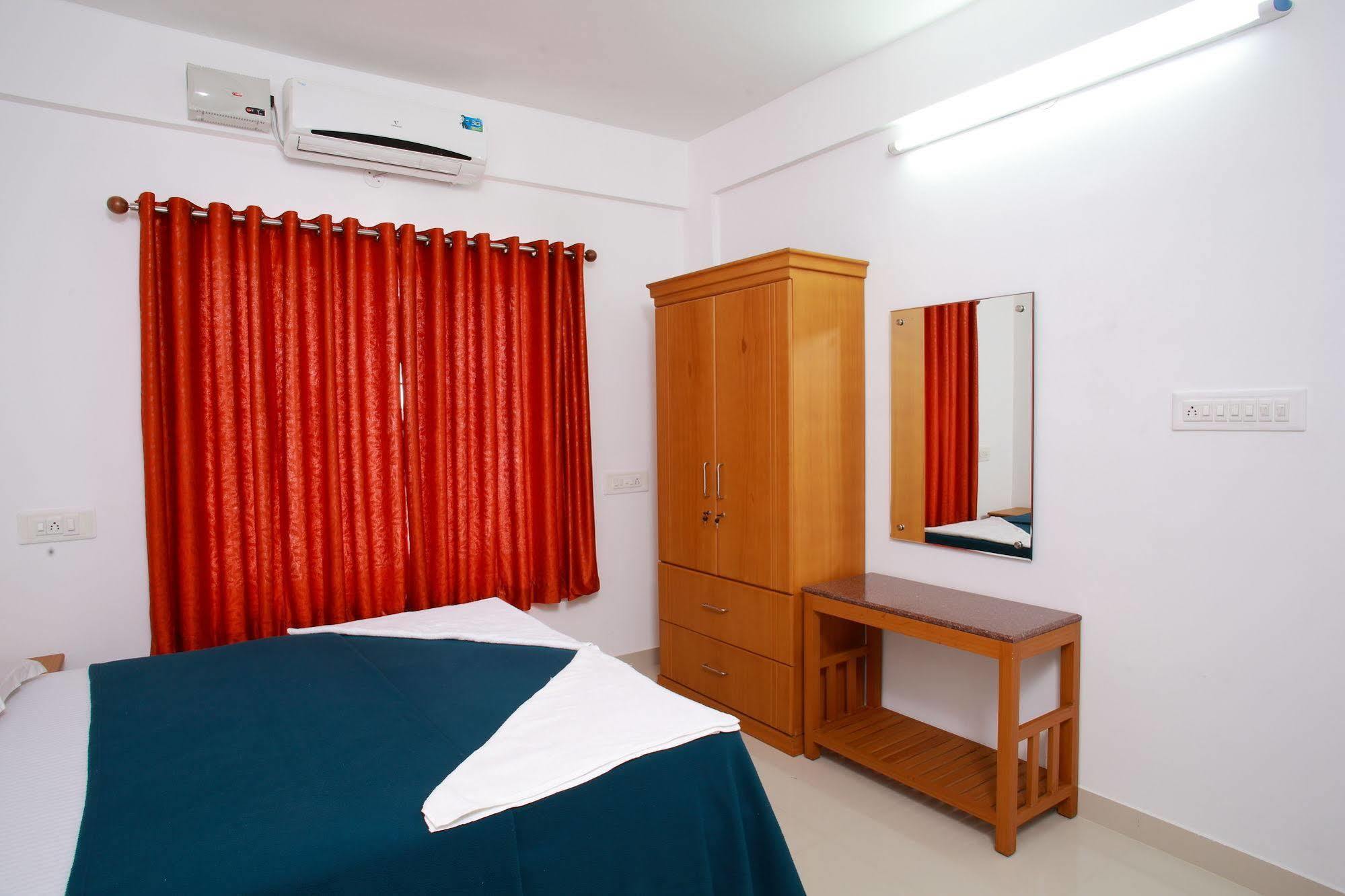 Hotel Phils' Residency & Banquets Kochi Exterior foto