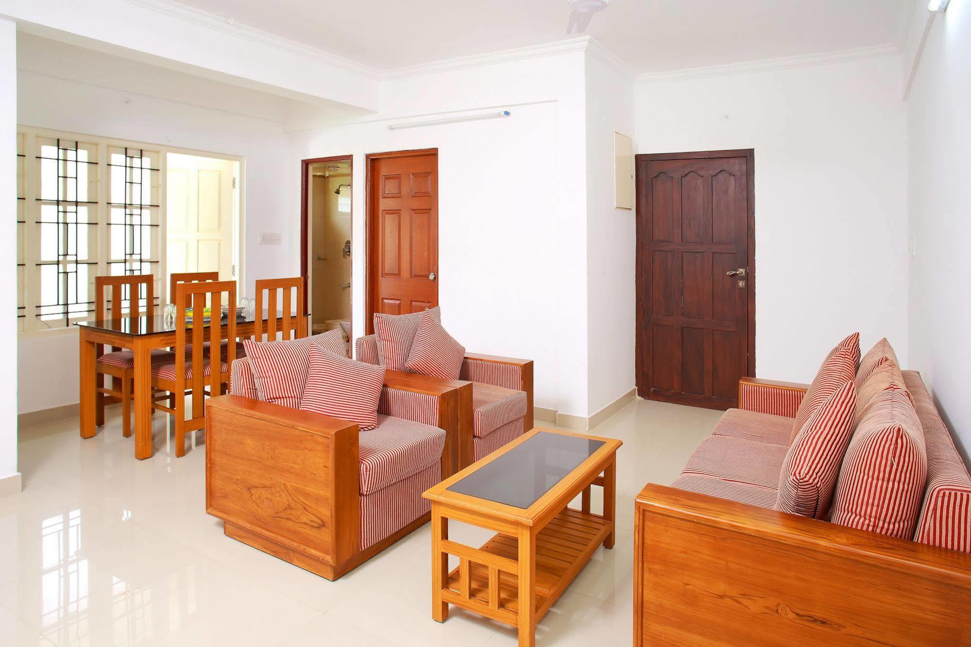 Hotel Phils' Residency & Banquets Kochi Exterior foto